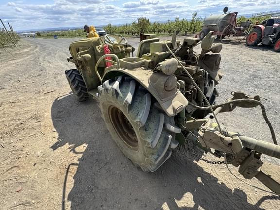 Image of John Deere 5075GL equipment image 2