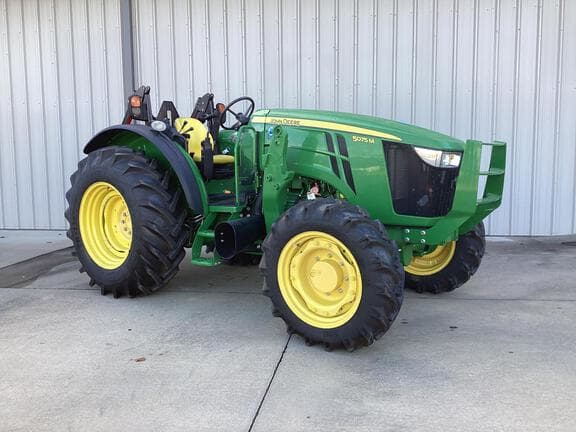 Image of John Deere 5075M equipment image 1