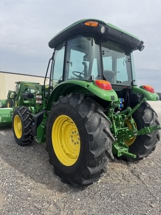 Image of John Deere 5090E equipment image 2