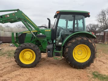 Main image John Deere 5090E