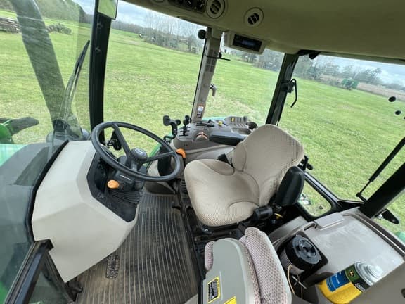 Image of John Deere 5090E equipment image 4