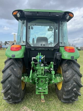 Image of John Deere 5090E equipment image 2