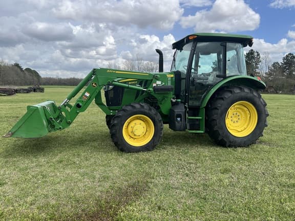 Image of John Deere 5090E equipment image 1