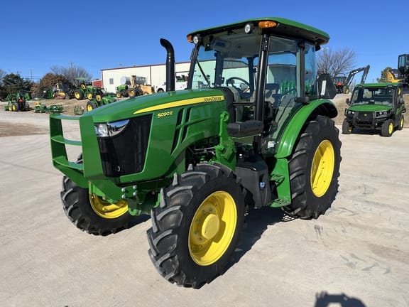 2023 John Deere 5090E Equipment Image0