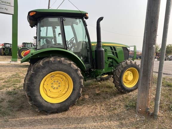 Image of John Deere 5090E equipment image 1