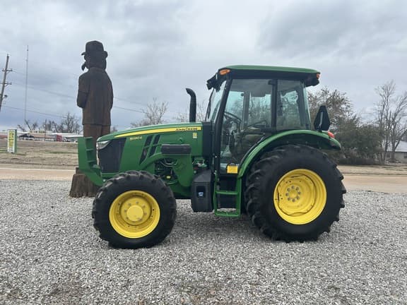 Image of John Deere 5090E Primary image