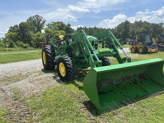 Image of John Deere 5090EL equipment image 3