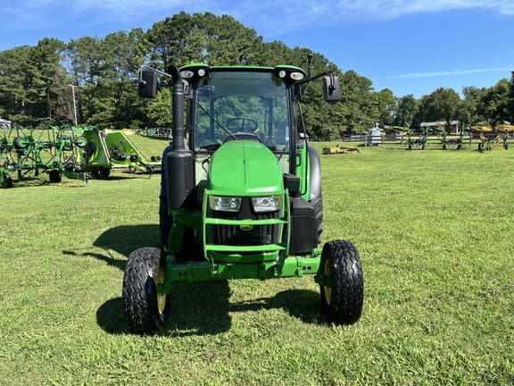 Image of John Deere 5095M equipment image 4