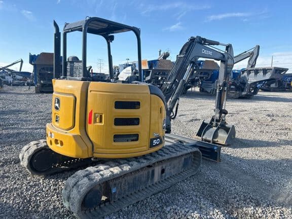 Image of John Deere 50P equipment image 4