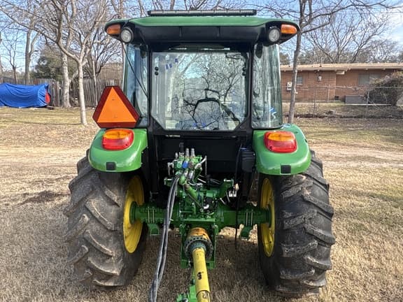 Image of John Deere 5100E equipment image 4