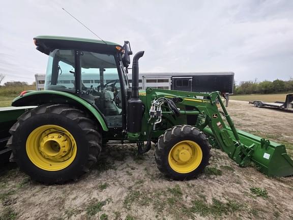Image of John Deere 5100E Primary image