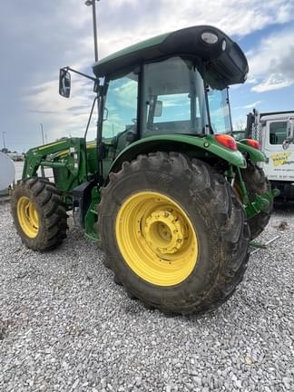 Image of John Deere 5100M equipment image 1