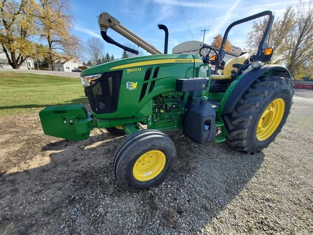 Image of John Deere 5100M equipment image 3