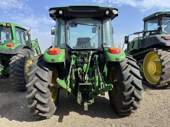 Image of John Deere 5130M equipment image 2