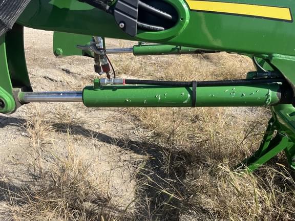 Image of John Deere 520M equipment image 2