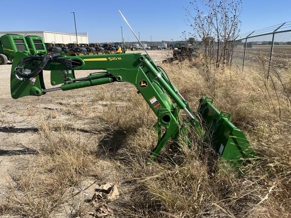 Image of John Deere 520M equipment image 1