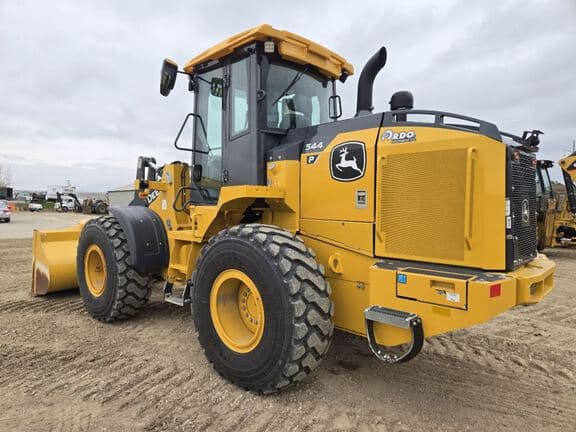 Image of John Deere 544P equipment image 2