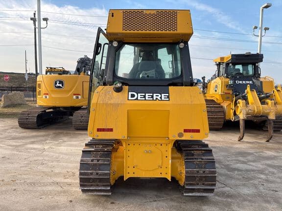Image of John Deere 550K equipment image 3