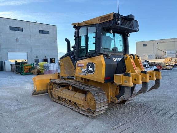 Image of John Deere 550P equipment image 2
