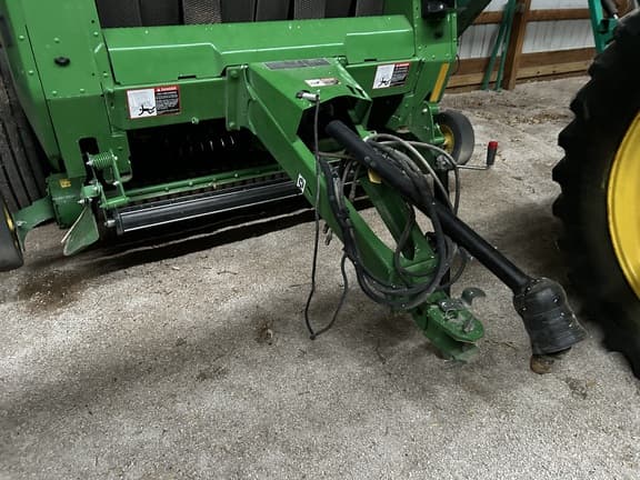 Image of John Deere 560M equipment image 2