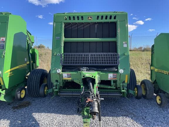 Image of John Deere 560M Silage equipment image 2