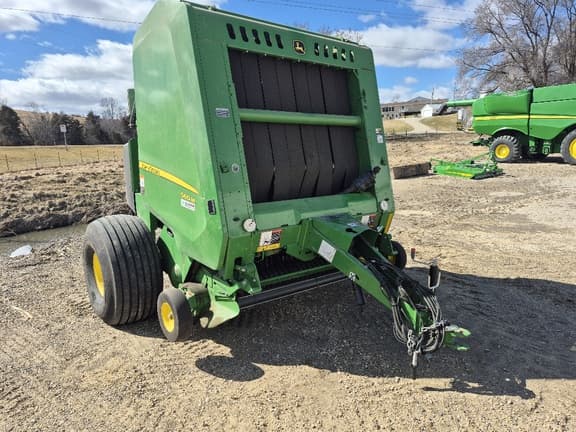 Image of John Deere 560M equipment image 4