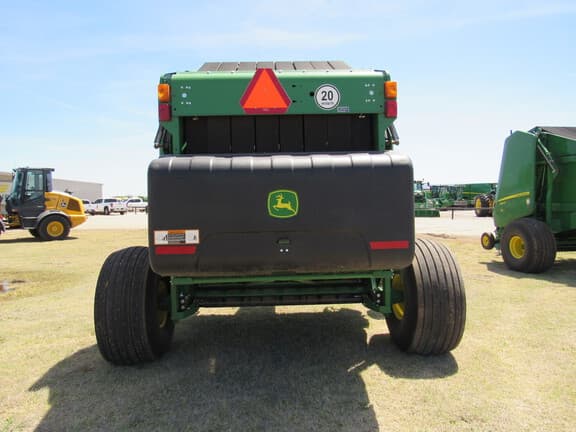 Image of John Deere 560M equipment image 3