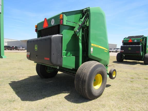 Image of John Deere 560M equipment image 4