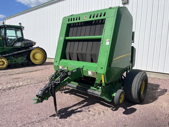 Image of John Deere 560M equipment image 1
