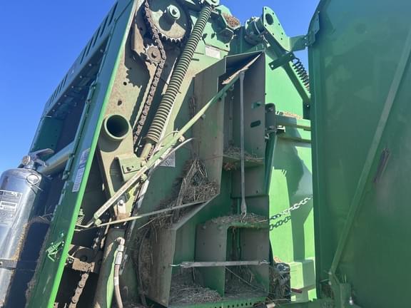Image of John Deere 560M equipment image 3