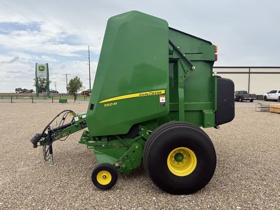 Image of John Deere 560M equipment image 1