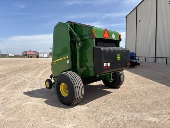 Image of John Deere 560M equipment image 2