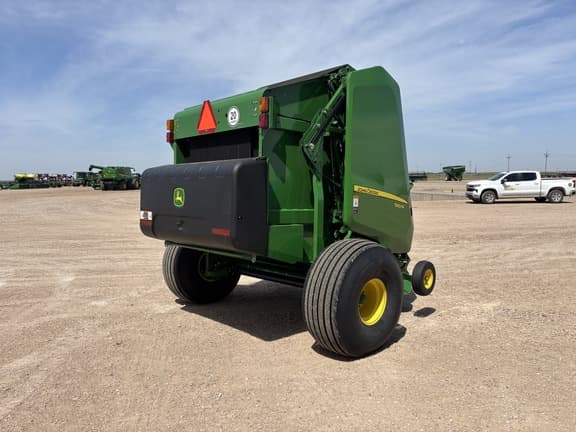 Image of John Deere 560M equipment image 4