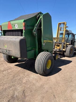 Image of John Deere 560M equipment image 4