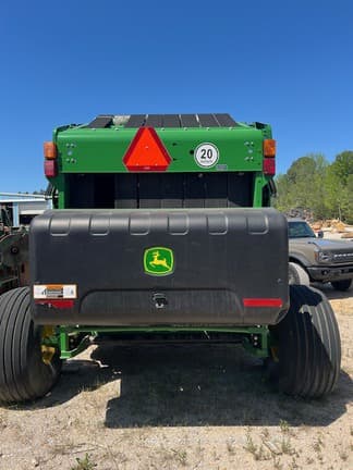 Image of John Deere 560M equipment image 4