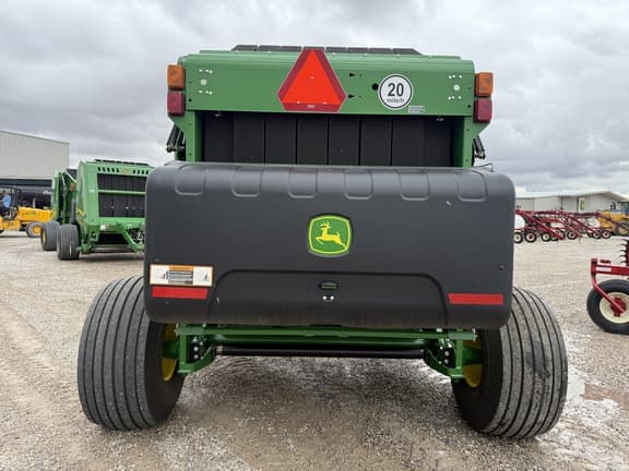 Image of John Deere 560M equipment image 3