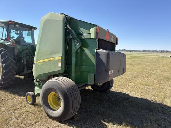 Image of John Deere 560M equipment image 1