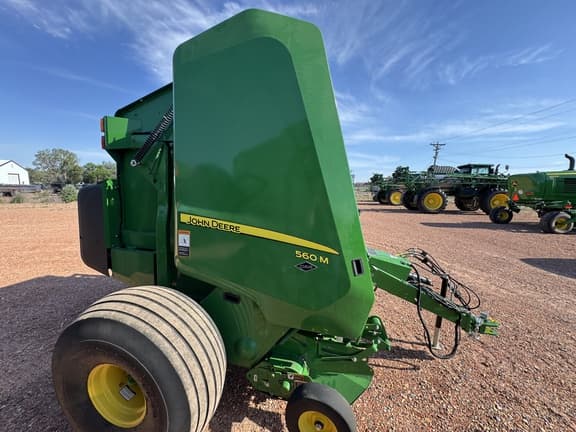Image of John Deere 560M equipment image 1