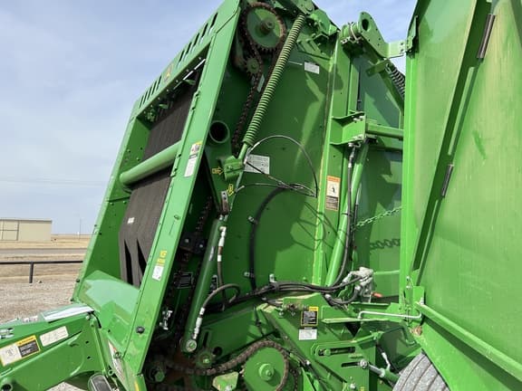 Image of John Deere 560M equipment image 3
