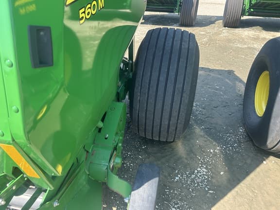 Image of John Deere 560M equipment image 3
