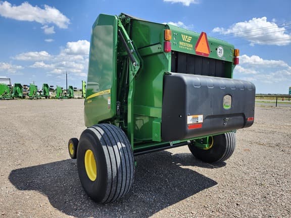 Image of John Deere 560M equipment image 2