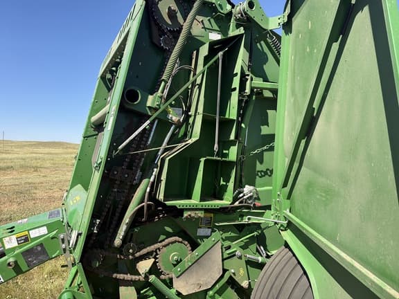 Image of John Deere 560M equipment image 4