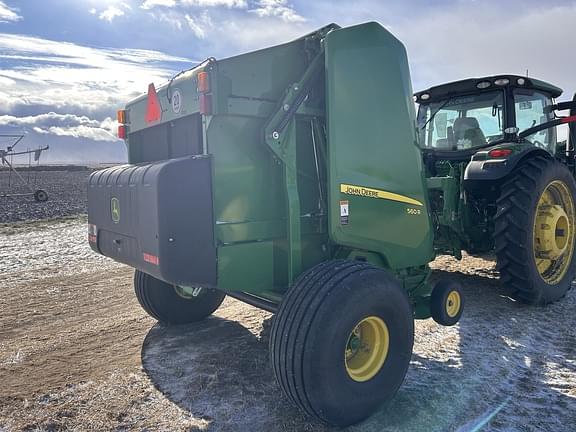 Image of John Deere 560R equipment image 3