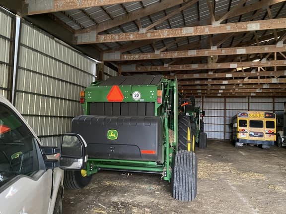 Image of John Deere 560R equipment image 3