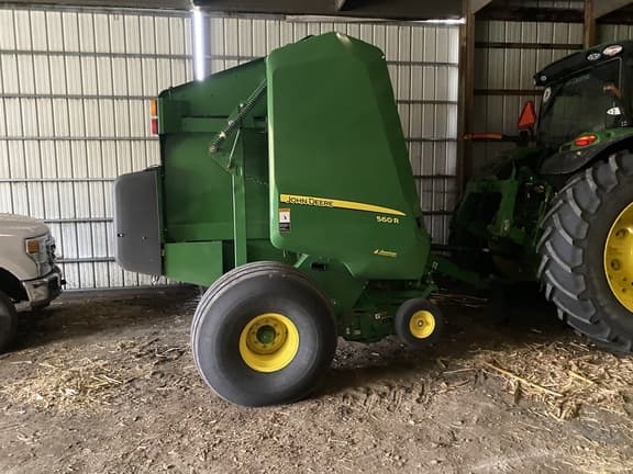 Image of John Deere 560R equipment image 1
