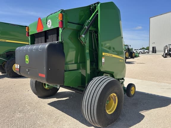Image of John Deere 560R equipment image 4