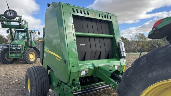 Image of John Deere 560R Primary image