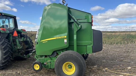 Image of John Deere 560R equipment image 4