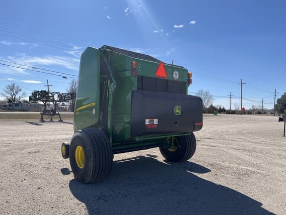 Image of John Deere 560R equipment image 3