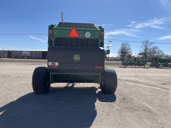 Image of John Deere 560R equipment image 4